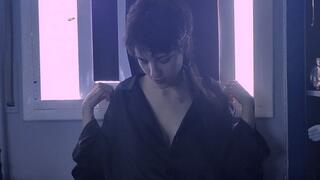 Enjoying the afternoon cigarette | Astrid