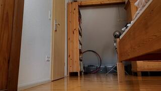 Squating again (2022) (MP4)