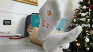 Elizabet smelly socks MP4 (1920x1080) FHD