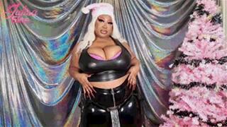 Face Fucked Sissy for XXXmas (MP4 Version)