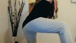 Farts under my gym pants 720HD