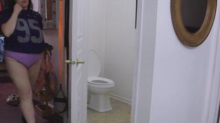 CHRISTMAS CHAT VID UPLOADS PEEING AND YAWNING B4 BED