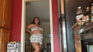 Hungry Fatty Waddles To Fridge NADYABBW