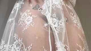 Naughty Squirting Hairy Babe