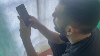 My GIRLFRIEND CATCHES ME SEEING PHOTOS OF MY LOVER, RED BOXING GLOVES mp4 full