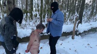 Outdoor-dick sucking