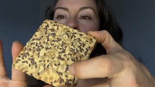 crispy cookie with seeds mpeg
