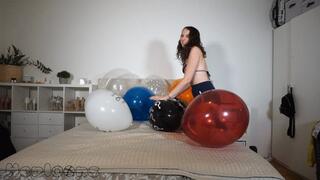 Saskia's yoga sit popping