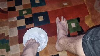 David Chooses Videos For Christmas Day With His Feet