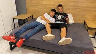 Top Boyfriend Mummifies His Bottom And Makes Him Cum