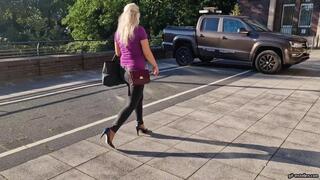 my shoe gets stuck and I have to walk in pantyhose HD mp4 1920x1080