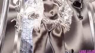 She's a Man Beater Machine feat Lana Luxor - TNT Jackson Blaxploitation Cosplay (WMV)