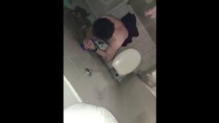 SUCKING DILDO IN BATH