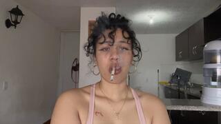 4K Your are allowed to get your penis hard watching me smoke