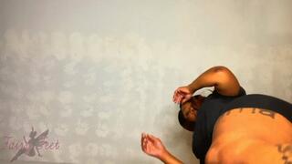 Return Of The Giantess