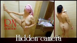 Shower Voyeur camera Nude Regina Noir in the shower washes and rubs with oil FULL VIDEO
