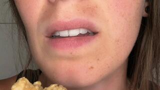 Oatmeal and Milk (Unaware Giantess Undertones)