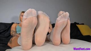 White Pantyhose Feet Admiration - HD MP4