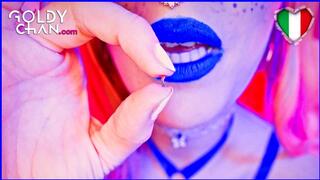 Gigantessa umilia il suo fan minuscolo_Giantess humiliates her tiny fan (ENG subtitles)