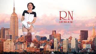 Wow! A giant lady without panties walks around the city She's as tall as King Kong! Amazing show of a giantess! 2