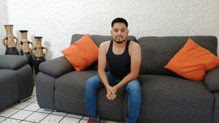 Handsome Latino Ricky Has Some Quite Ticklish Soles (MP4)