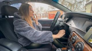 Nastya trying to start Opel Omega and smoking