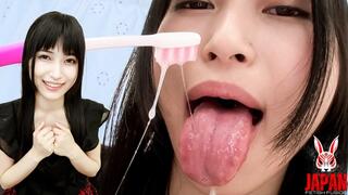 The tricks of the wild tongue of Aine