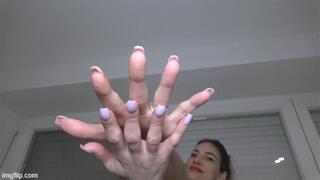 comparing body parts between two sisters