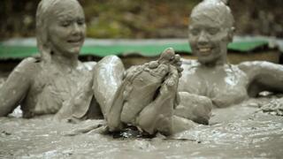 Feet First - Star and Ludella