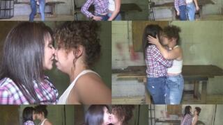 Nose to nose, face to face, belly to belly, boob to boob battle (MP4 SD)