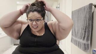 Plump Paradise: Snack n Chat (WMV)