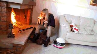 Do you like watching leather burn 3? AVI (1920x1080) FHD