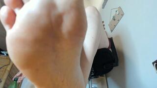 Enamel feet and soles dirty with dust 1080HD