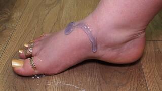 #2 Purple gel on bbw's feet (No talking)