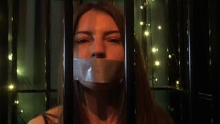 Lola Xr In I Want to be Locked Up mp4 4k