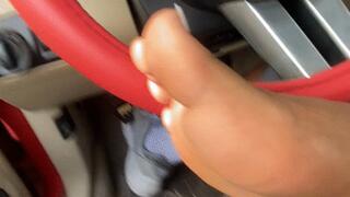 Wm parking lot Footjob cumshot