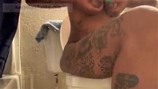 Smoking Redd's Pre-Shower Plops & Milk! Smaller MP4