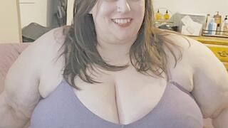 Ms Fat Booty - The Fats Out of the Bag