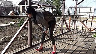 shoe stuck in deck mp