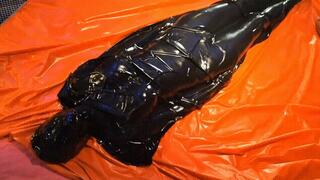 LUNA216_ Mina put in latex mask and sleeping bag and become a overall cushion
