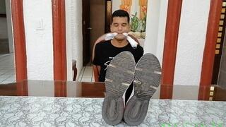 Gagged Twink Receives Foot Tickling With Various Tools Such As Hairbrush, Toothbrush & Fingers (MOV)