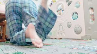 Playpen playtime pee