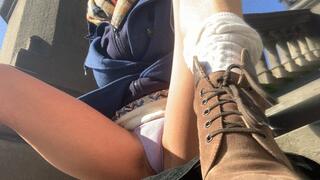 Panty flash in the winter