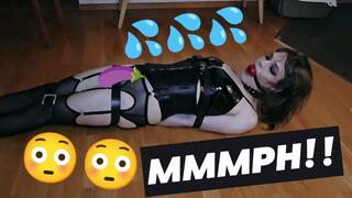 Tgirl Struggling and Cumming