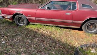 Red toenail polish revving