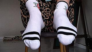 dangling socks miss wmv
