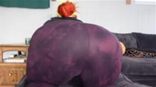 Worship and Sniff my Farts! MP4 640 Yoga Pants and light Smothering