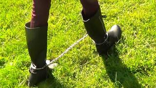 Odette - Prisoner Cuff n Shackle Walk in Her Boots (Mpeg)