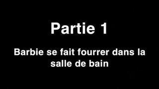 baise dans la salle de bain