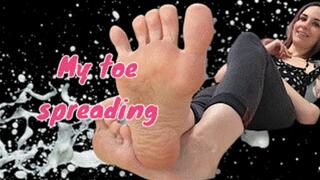 19 FHD SPREADING x BIG FEET 1 ( foot fetish, foot virgin, upclose, worship, soles, wrinkled, wiggling, spreading, foot play, cleavage, rubbing, goddess, queen, barefoot, long toes)